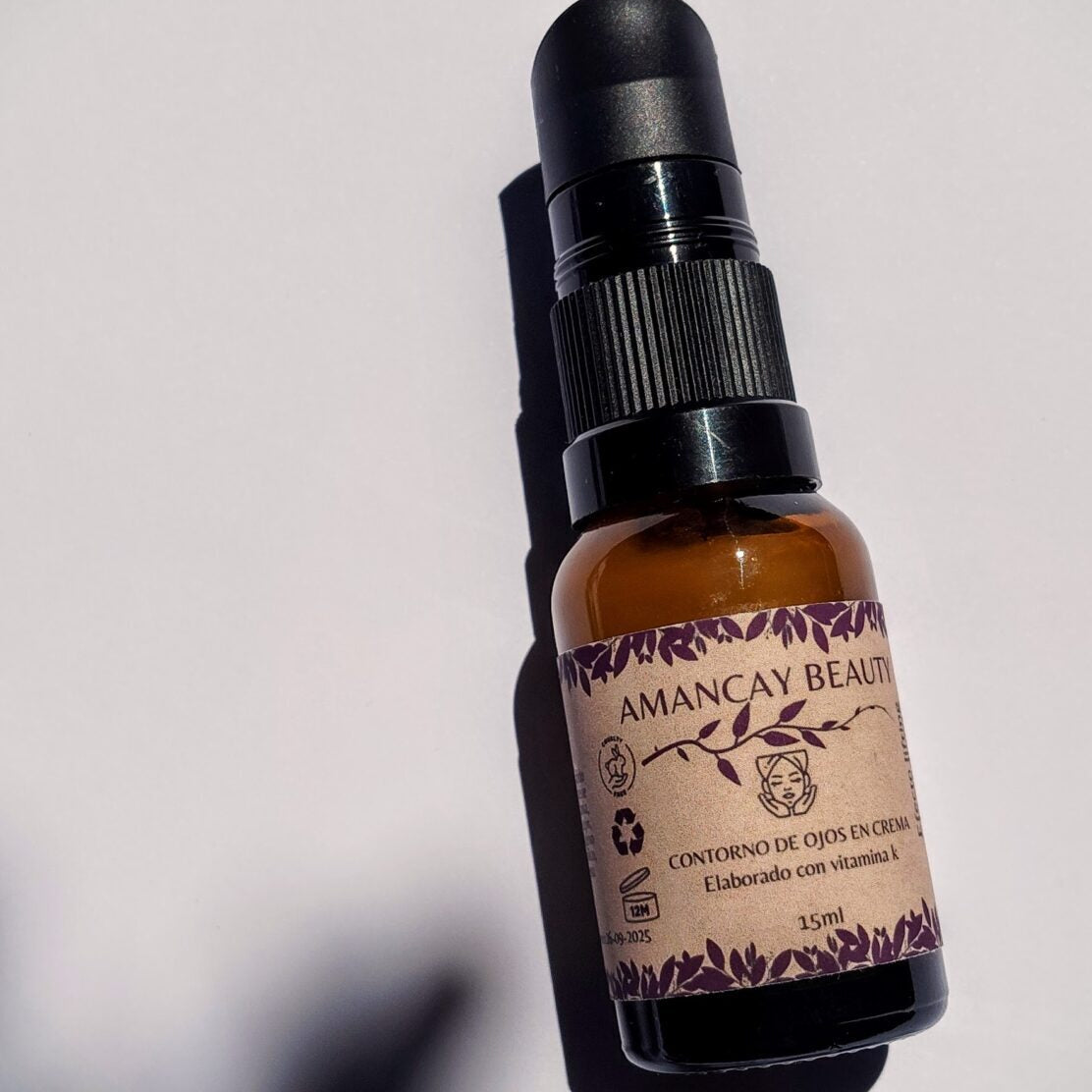 Contorno de ojos en crema